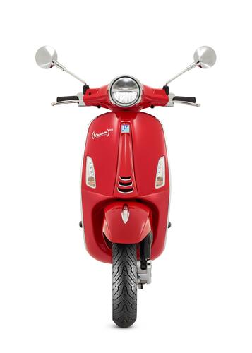 Vespa Elettrica RED, lo scooter che ti fa fare la tua parte (3)