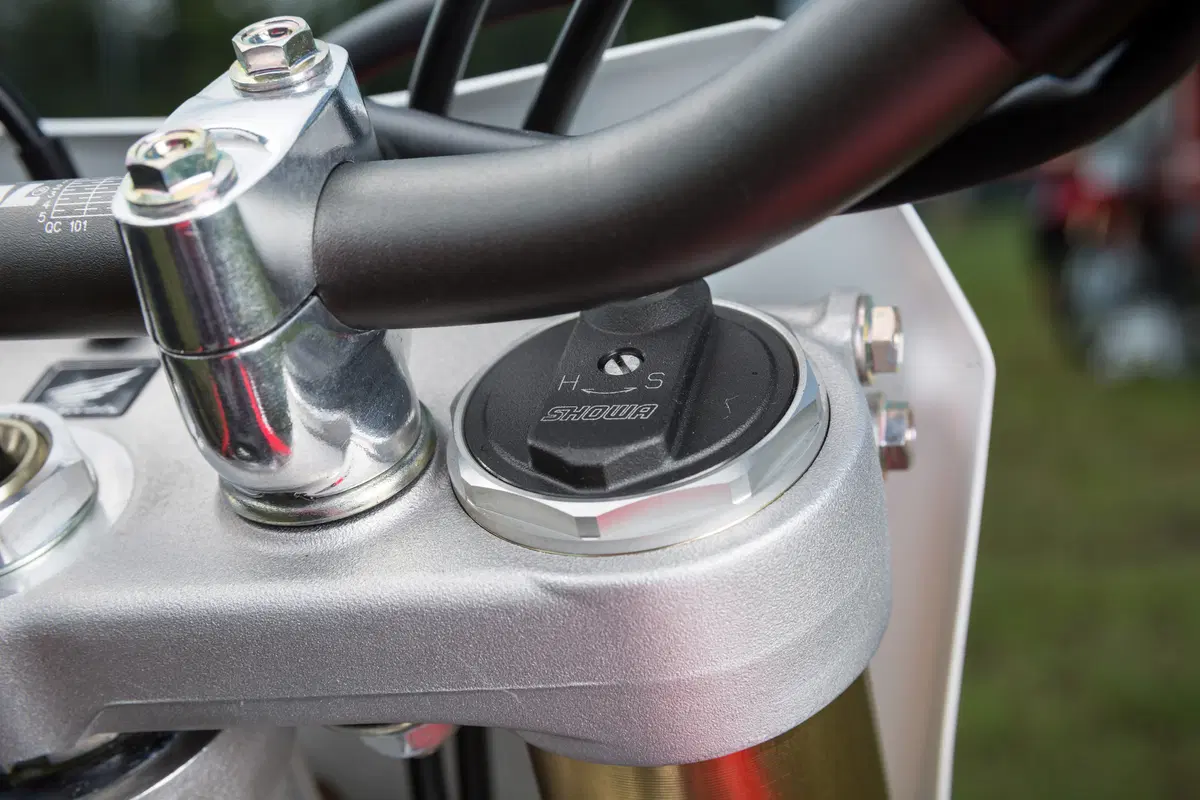 Honda CRF450R e CRF250R 2015  (9)