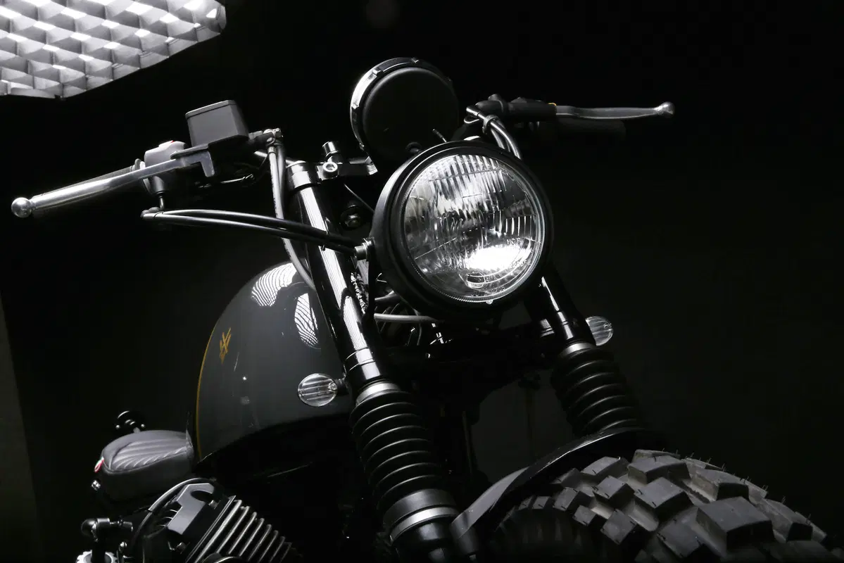 Venier Moto Guzzi V7 Stone (13)
