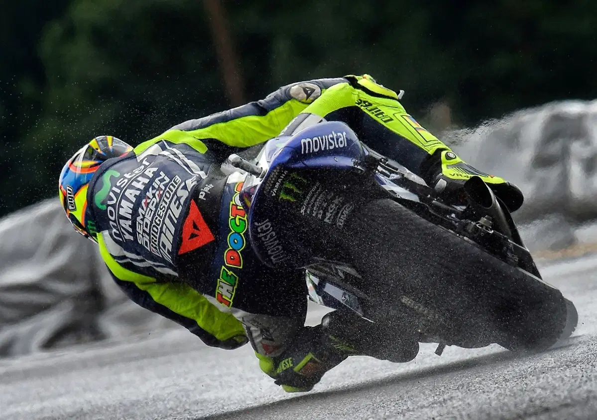 Rossi: "Qui pi&ugrave; vicino a Marquez"