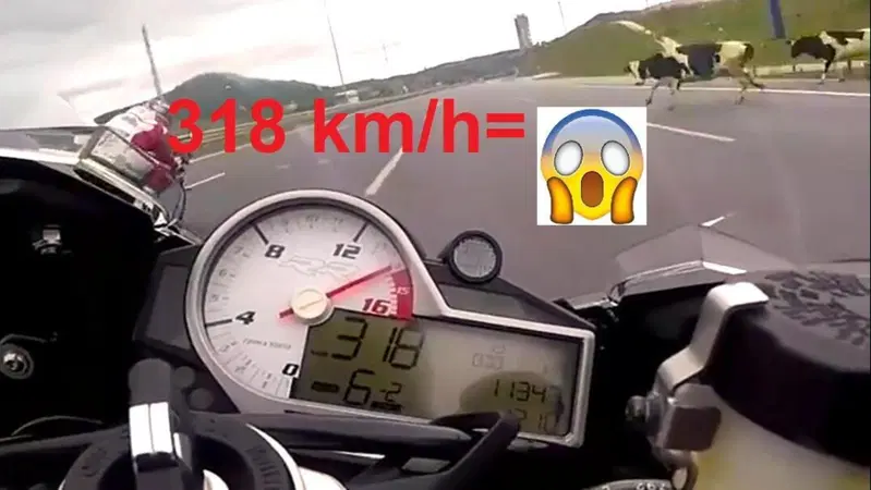 Guardate un po' che cosa pu&ograve; succedere a 300 all'ora su "un'autostrada tedesca!" [VIDEO VIRALE]