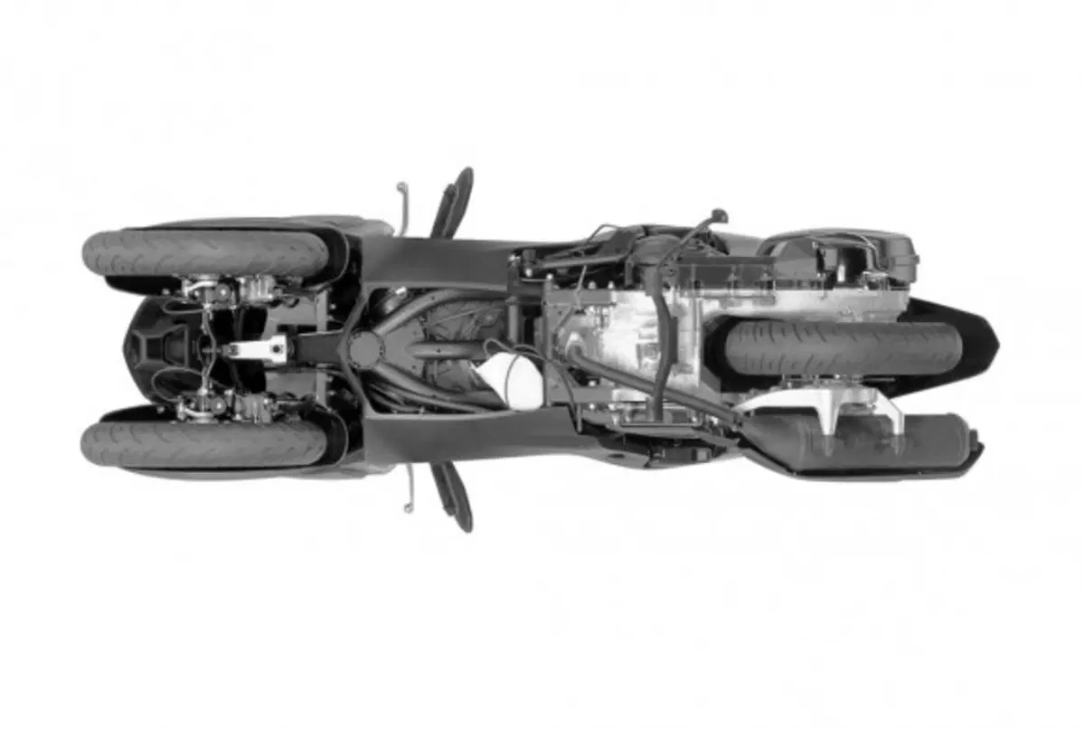 Disegni brevetto Yamaha Tricity alternativo (3)