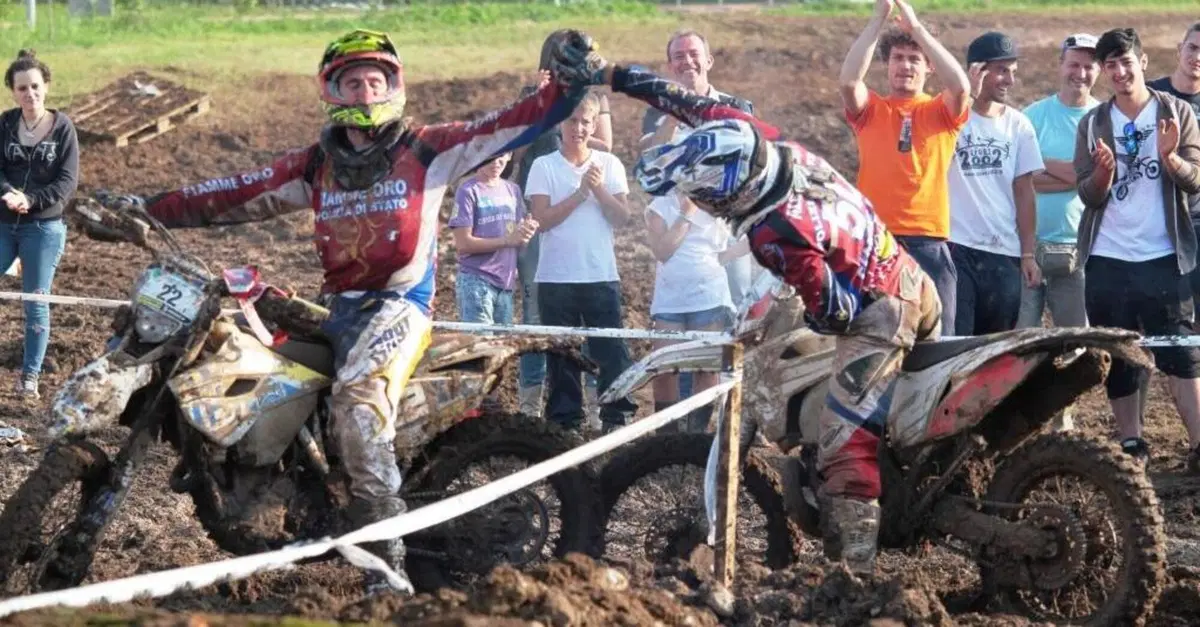 Simone Albergoni su KTM vince l'Enduro degli Alpini di Gorle