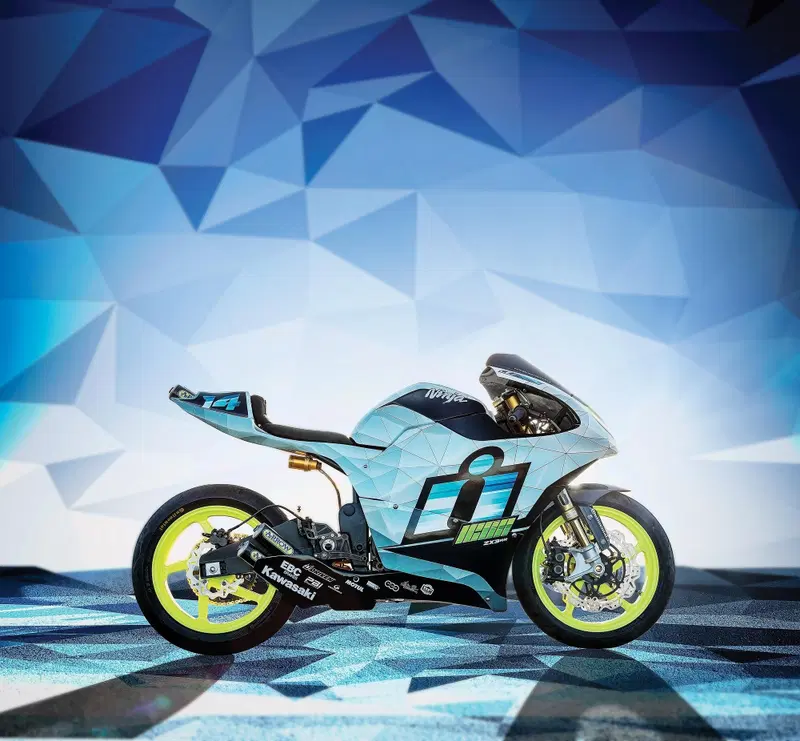 La carenatura integrale della concept Icon