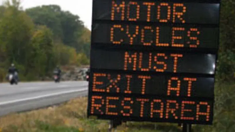 USA. La polizia ferma i motociclisti? E' discriminazione!