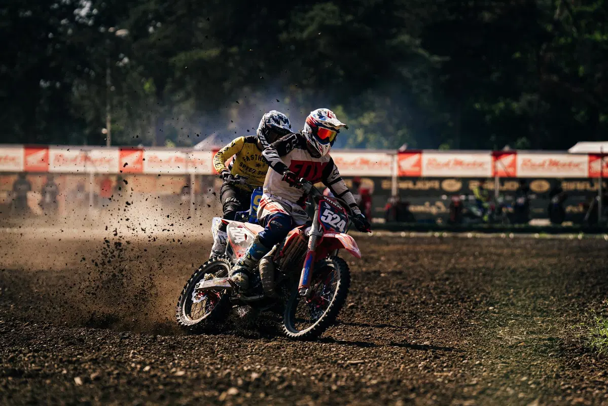 Ridin' Smoke: due giorni di moto due tempi a Ciglione Malpensa (10)