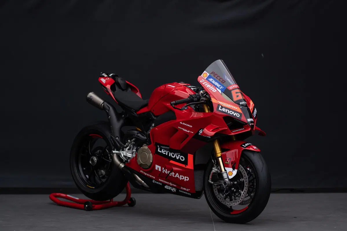 Le Panigale V4 della Gara dei Campioni (WDW) sono repliche MotoGP e SBK (7)