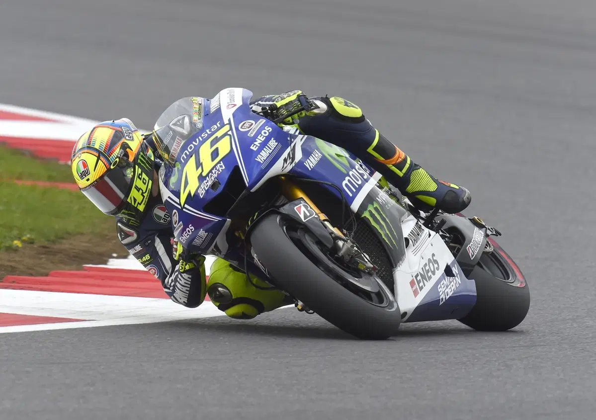 Rossi: "Tanti problemi con l'anteriore"