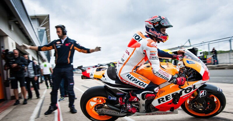 MotoGP, FP3 a Silverstone. Marquez sempre in testa