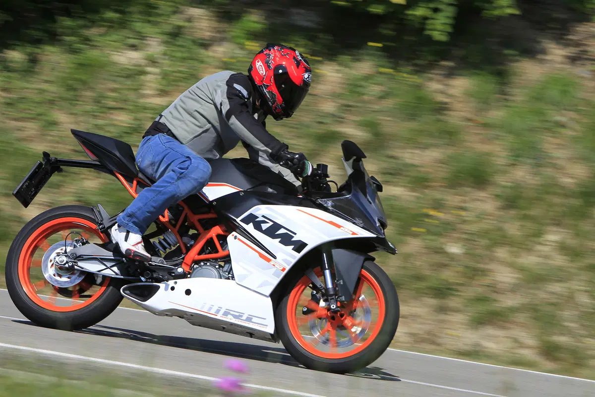 Ktm RC390 (6)