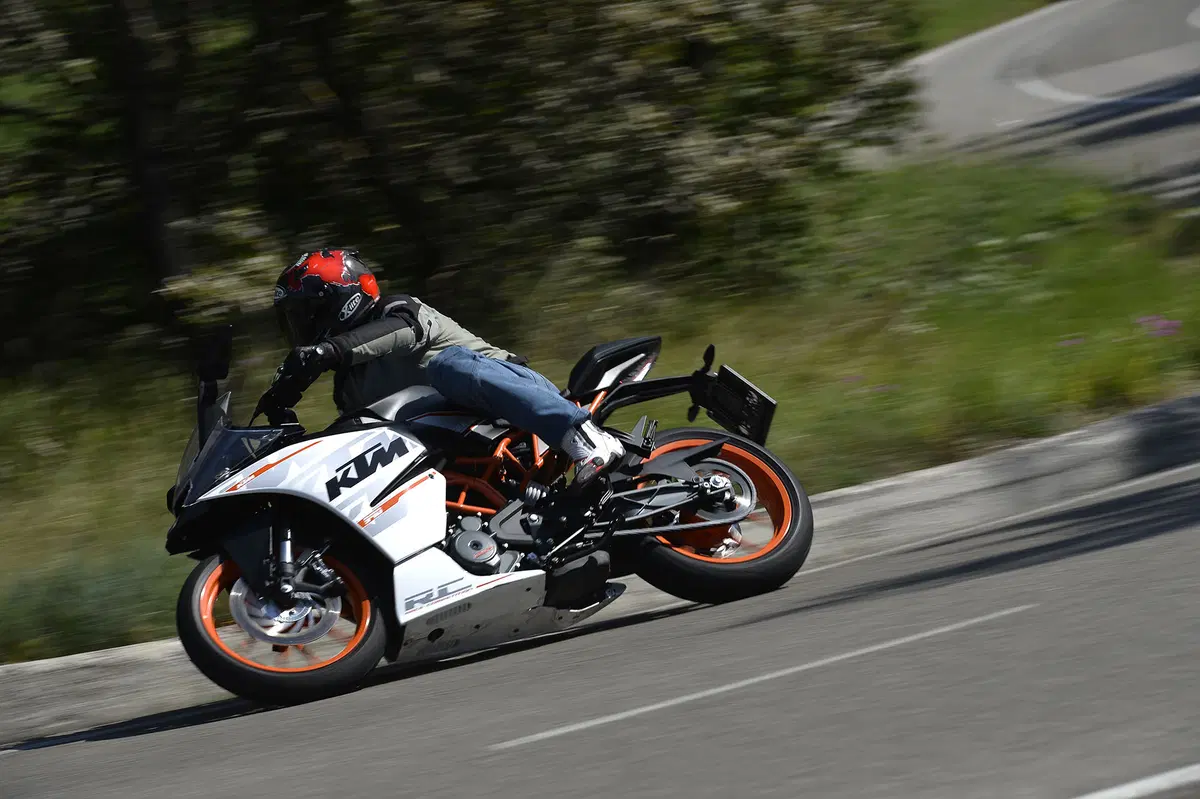 Ktm RC390 (12)