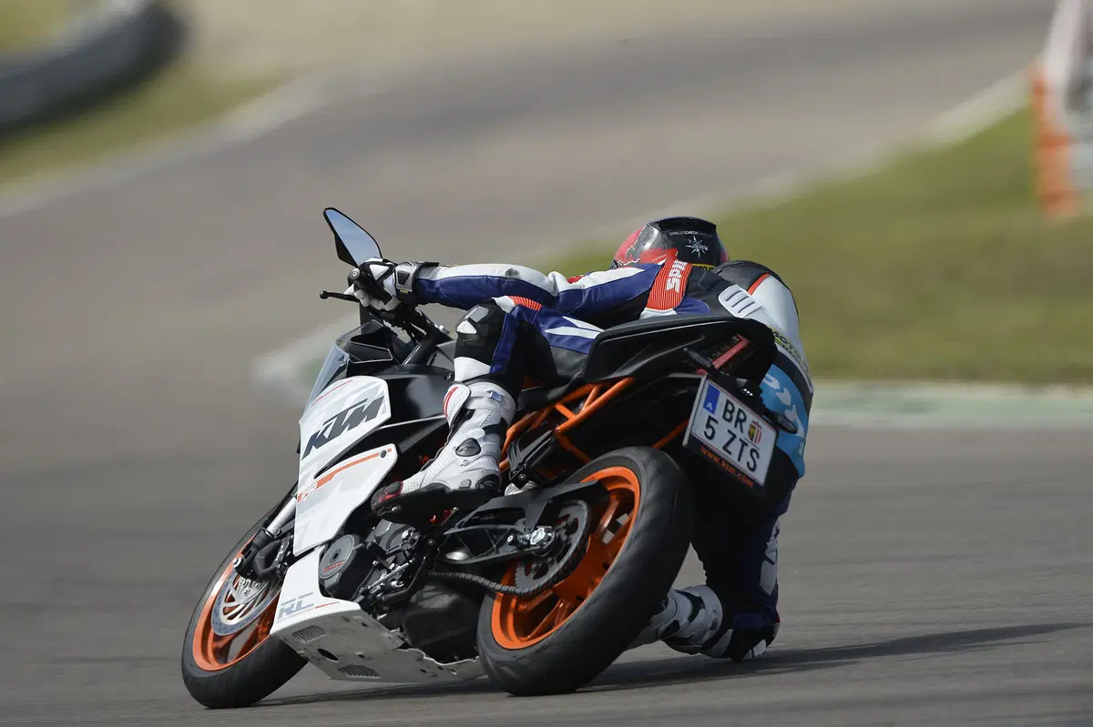 Ktm RC390 (22)