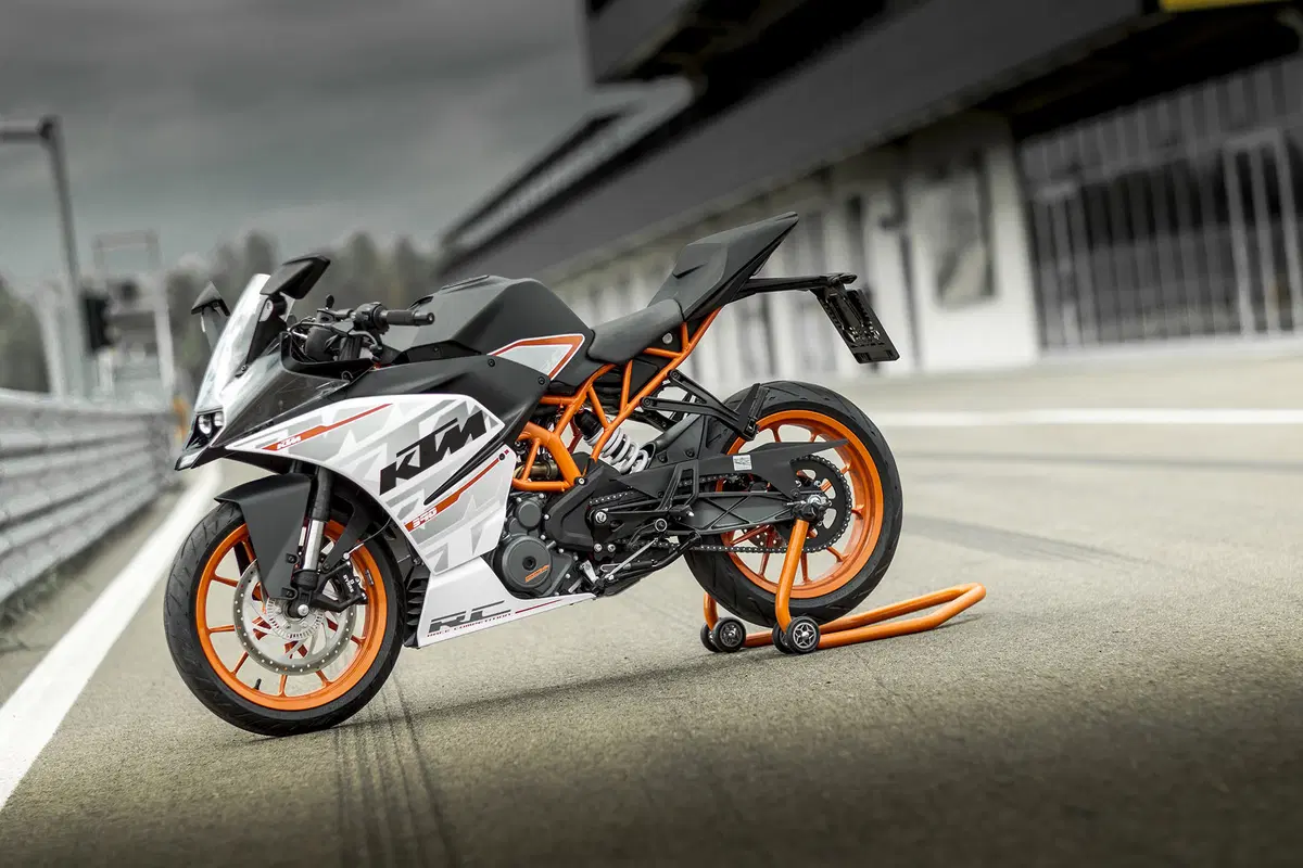 Ktm RC390 (27)