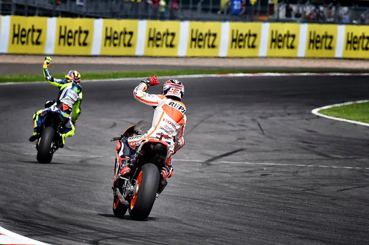 Le foto più spettacolari del GP di Silverstone (8)