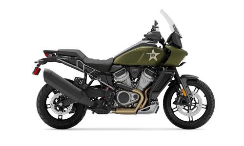 Harley-Davidson celebra le forze armate USA con una inedita serie speciale (2)