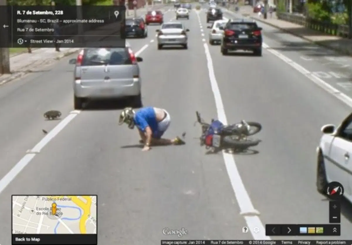 Google vede tutto. Anche le cadute in moto (5)