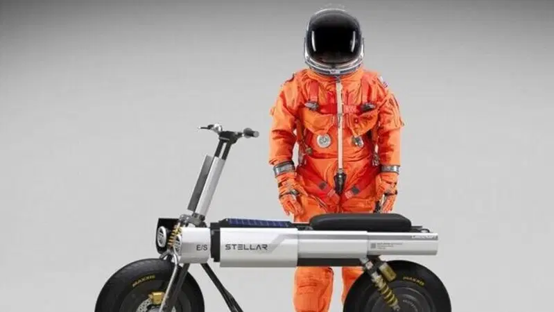 Scooter elettrico con pannelli solari. Autonomia infinita?