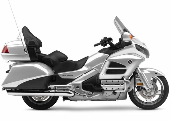 Nuove Honda GL1800 Gold Wing e F6B 2015