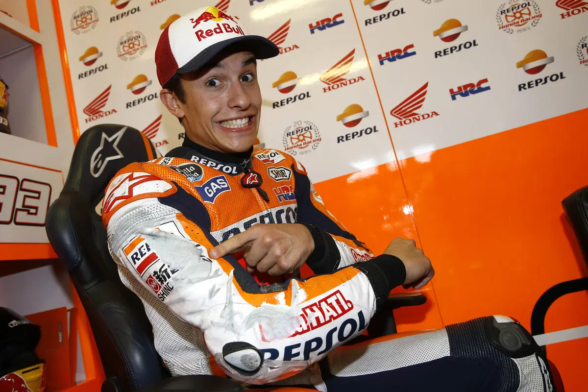 Video: Marquez e l'analisi di una curva impossibile  (13)