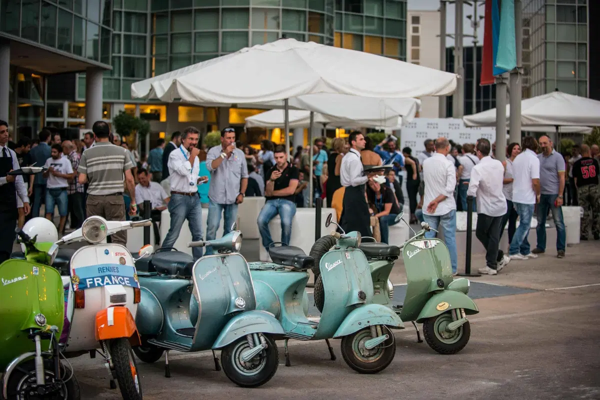 Piaggio inaugura l'area esterna di Motoplex (3)