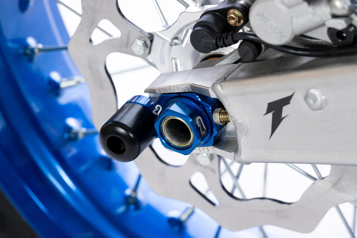 TM Racing sfoggia tre SMR 125 Replica del team ufficiale. Viva il 2 tempi (21)