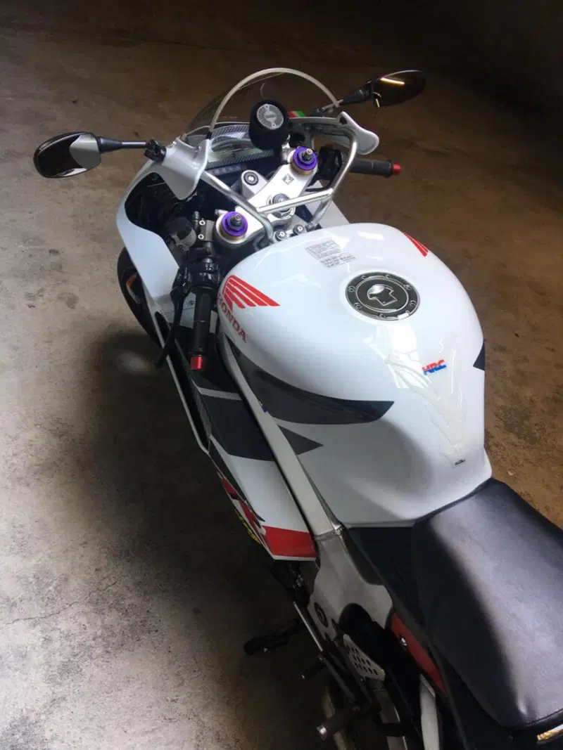 Honda VTR 1000 SP-2 (2002 - 06) (2)