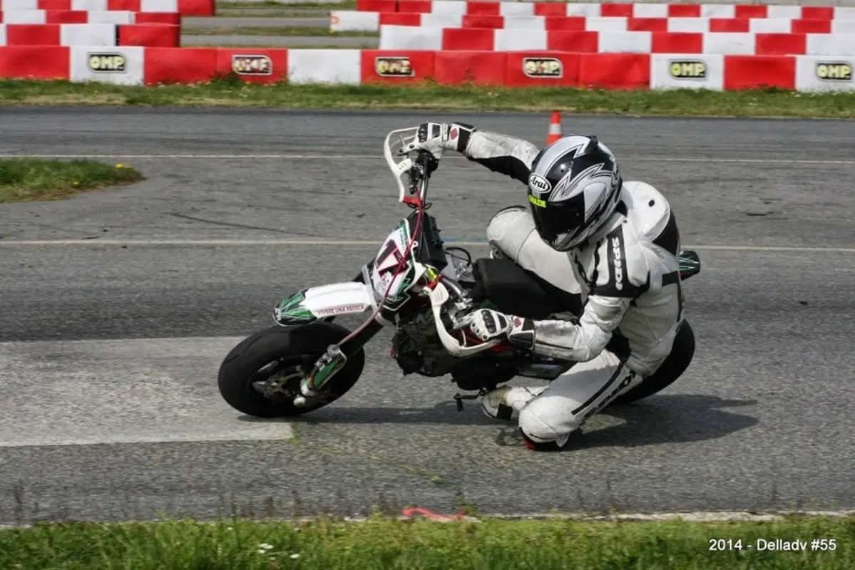 AMR Pit Bike (5)
