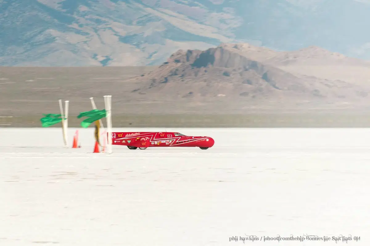 Eva  Håkansson e il KillaJoule segnano il record del mondo a Bonneville (2)
