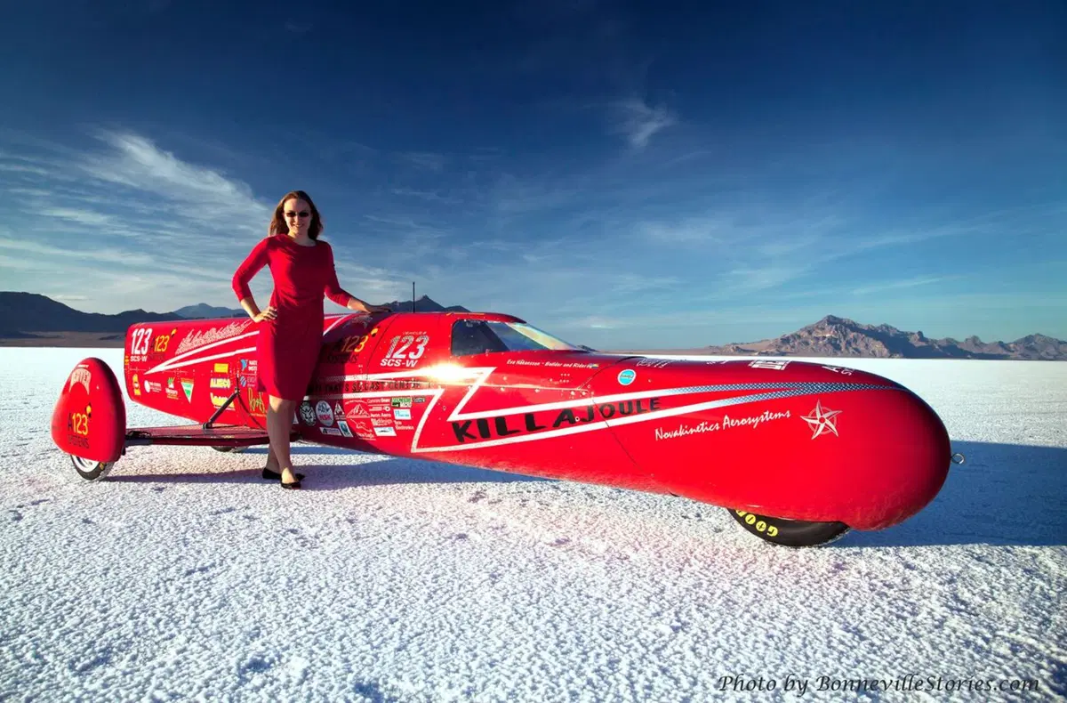 Eva  Håkansson e il KillaJoule segnano il record del mondo a Bonneville