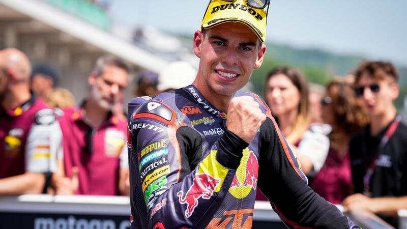MotoGP 2022. GP di Olanda ad Assen, in Moto2 vince Augusto Fernandez, grandi rimonte per Ai Ogura e Celestino Vietti
