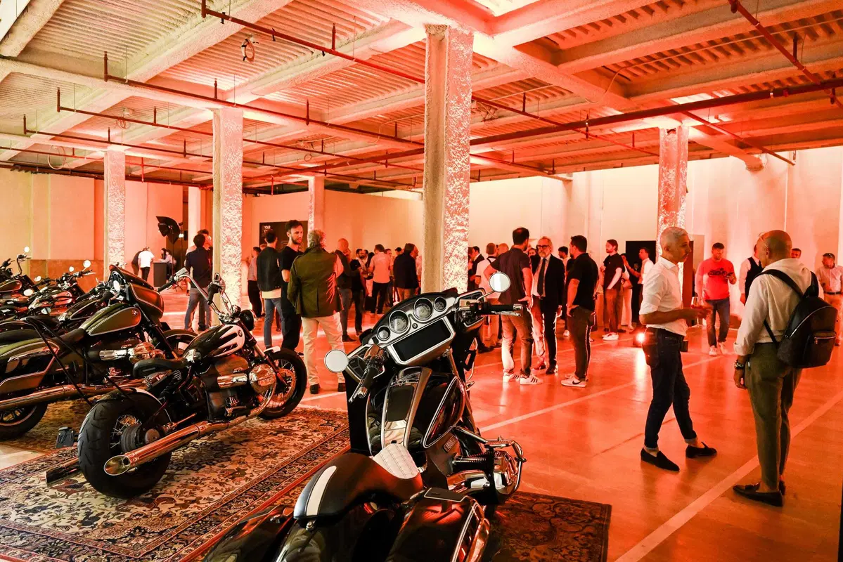 BMW R18 Your Choice: a Milano "La notte delle Special" [VIDEO]