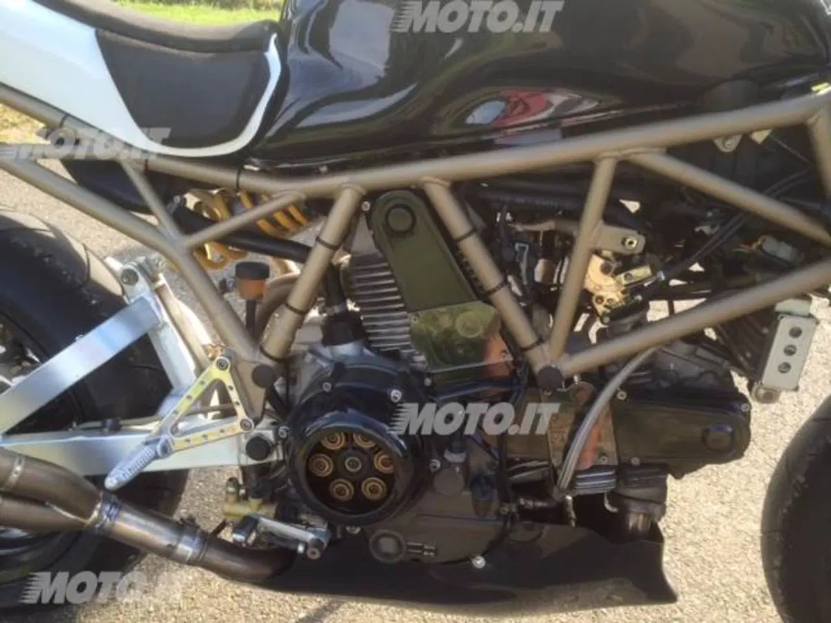 Le Strane di Moto.it: Ducati 900 SuperSport IE (5)