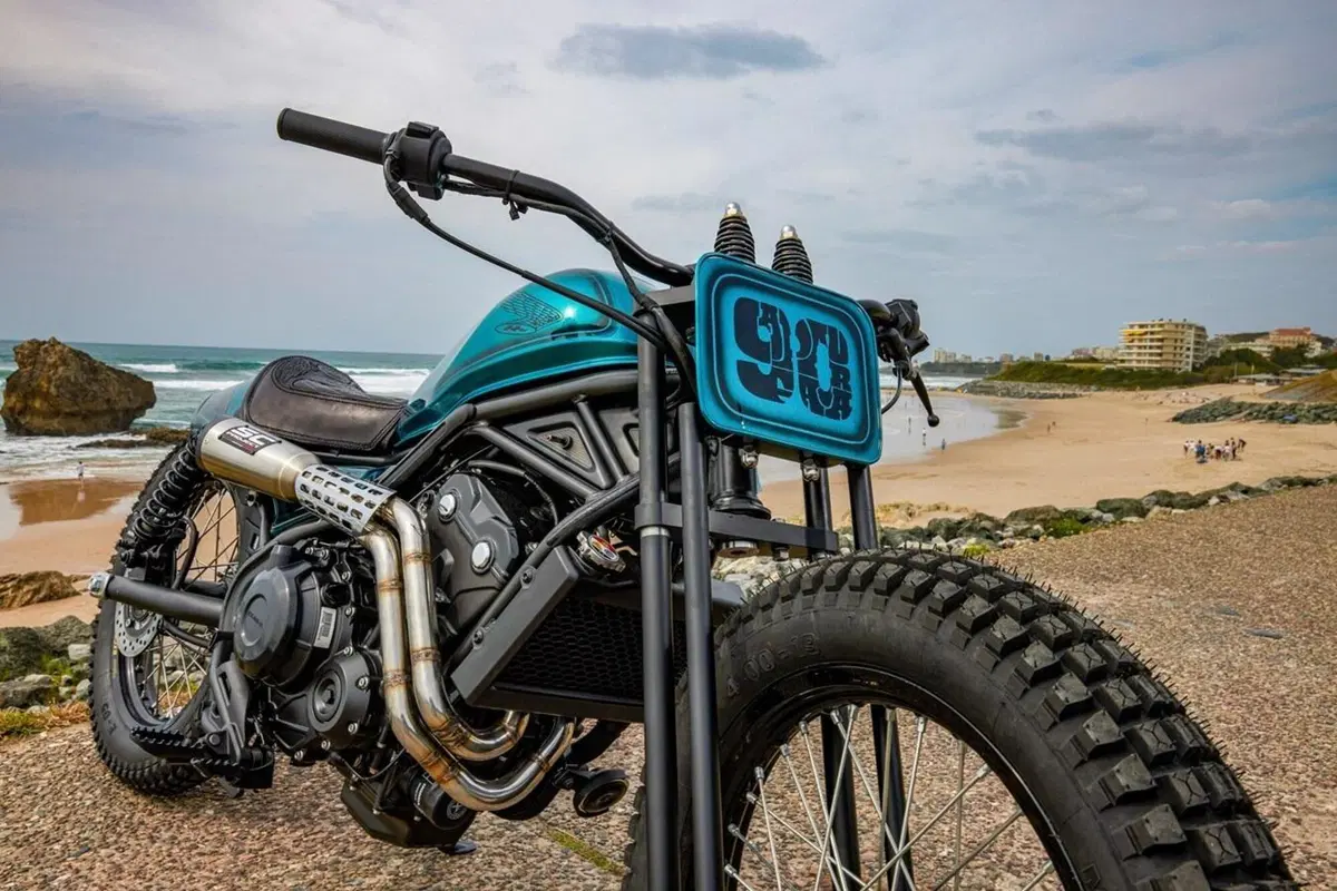 Per le special di Wheels and Waves Honda ha scelto le Rebel e a noi pare una decisione azzeccata (11)