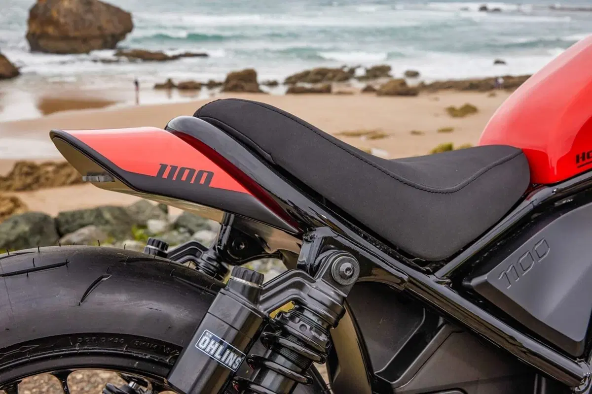 Per le special di Wheels and Waves Honda ha scelto le Rebel e a noi pare una decisione azzeccata (24)