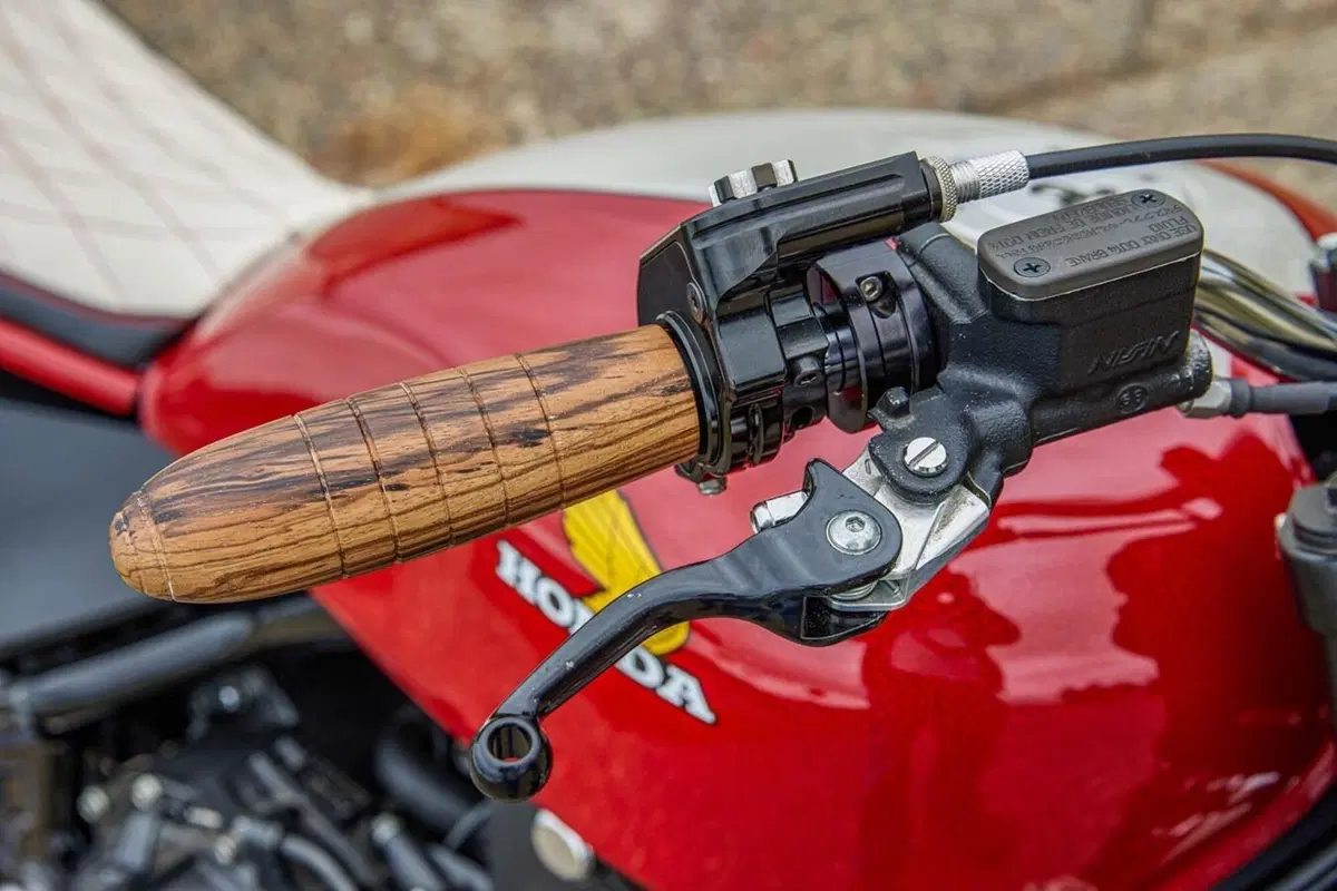 Per le special di Wheels and Waves Honda ha scelto le Rebel e a noi pare una decisione azzeccata (33)