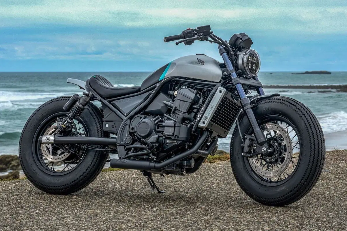 Per le special di Wheels and Waves Honda ha scelto le Rebel e a noi pare una decisione azzeccata (46)