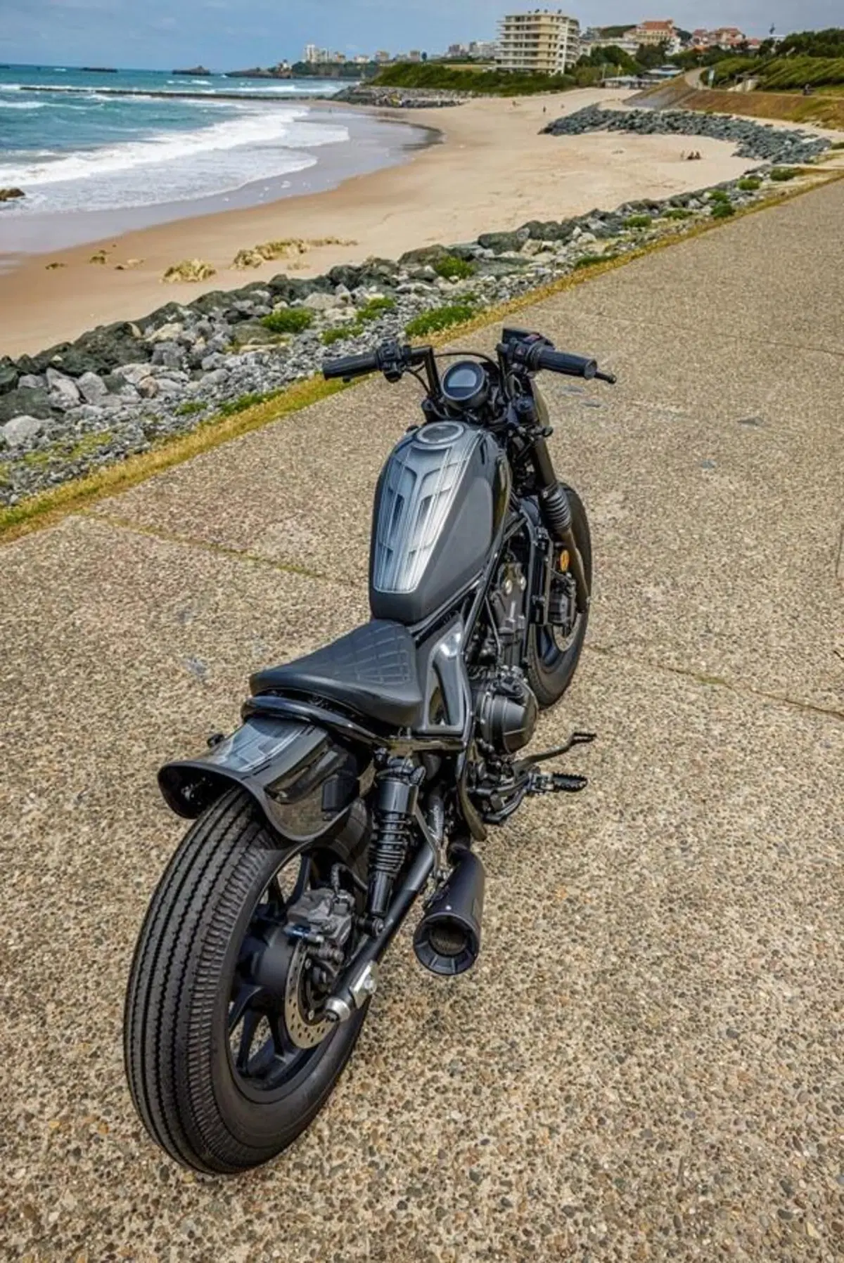 Per le special di Wheels and Waves Honda ha scelto le Rebel e a noi pare una decisione azzeccata (47)