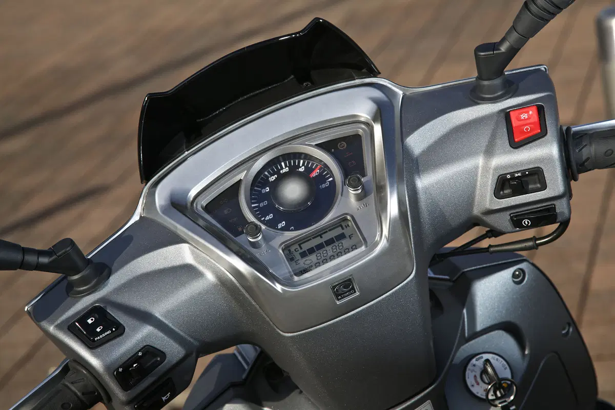 Nuovo Kymco People GTi 2015 (20)