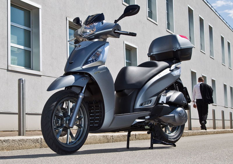 Nuovo Kymco People GTi 2015