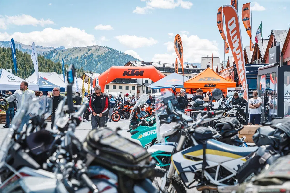 Hat Sestriere (2)