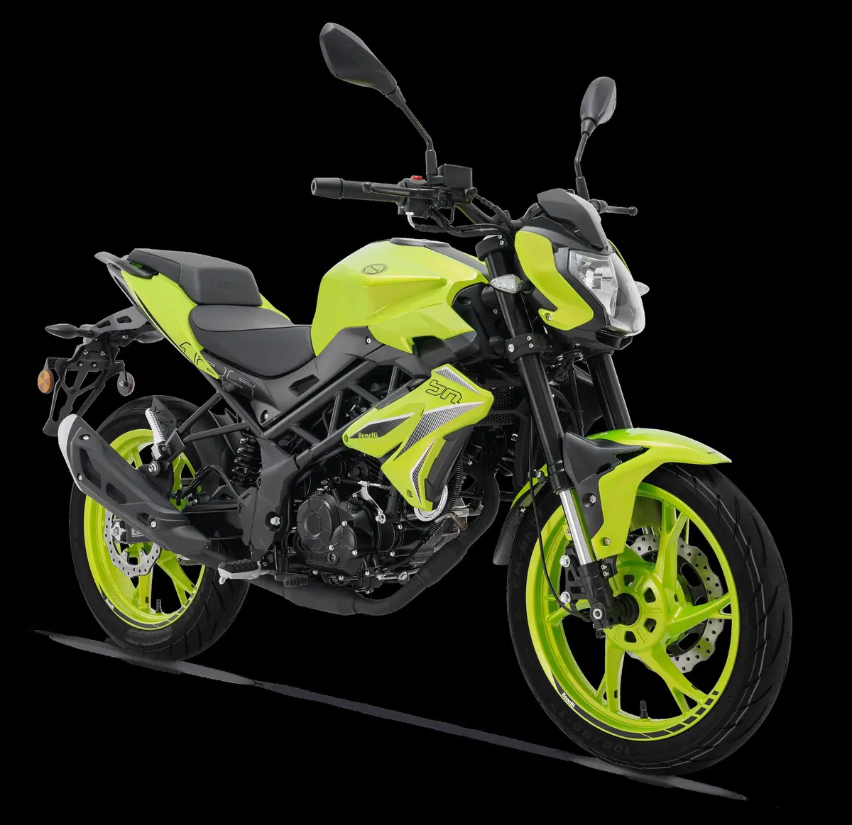 La Benelli BN 125 si rifà il look per l'estate. Per i sedicenni e non solo (11)