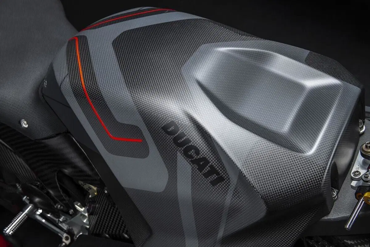 Ducati V21L MotoE: l'abbiamo vista, toccata e ve la raccontiamo in anteprima [VIDEO] (34)