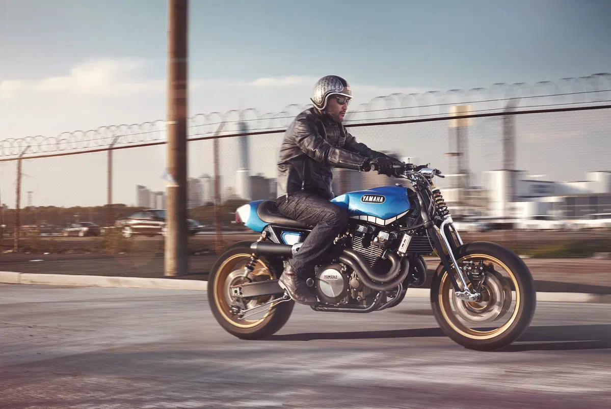  Yamaha Yard Built:  XJR1300 Rhapsody in Blue, KeinoCycles