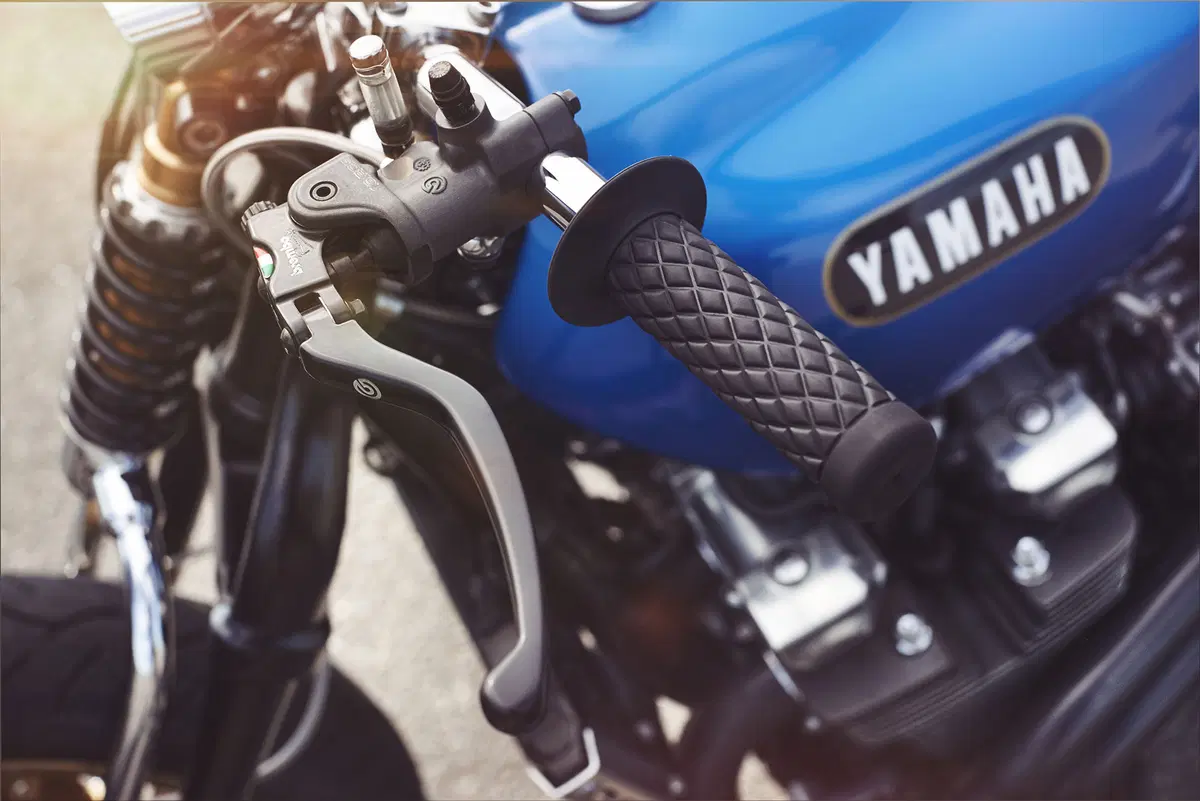  Yamaha Yard Built:  XJR1300 Rhapsody in Blue, KeinoCycles (5)