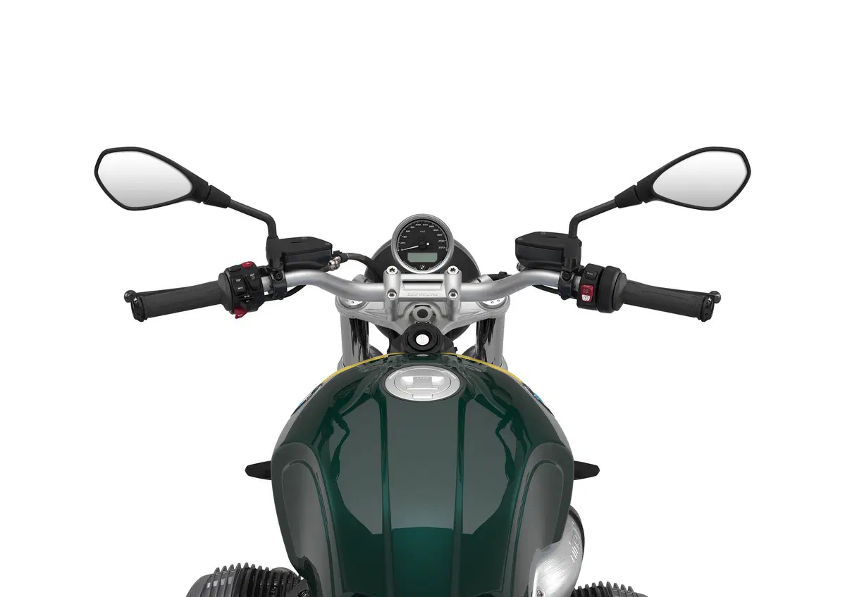 BMW, ecco tutte le moto del 2023. Ci sono novità per 25 modelli (33)