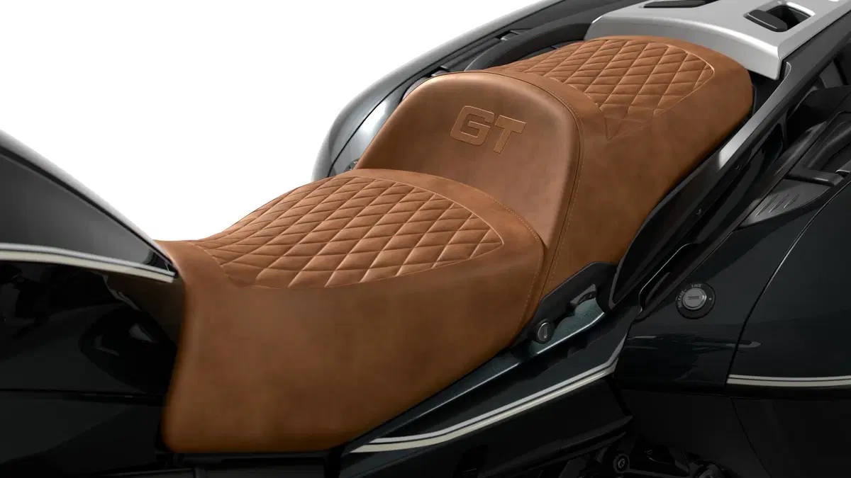 BMW, ecco tutte le moto del 2023. Ci sono novità per 25 modelli (49)