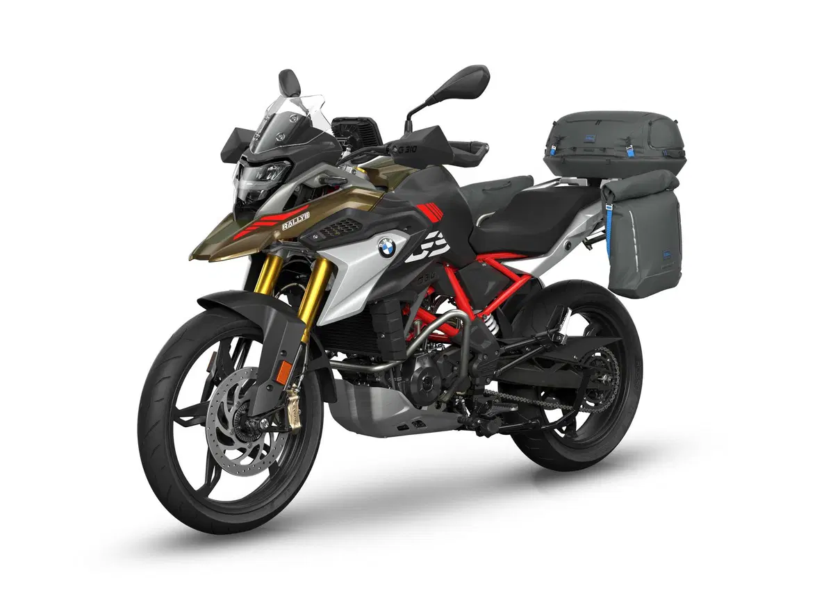 BMW, ecco tutte le moto del 2023. Ci sono novità per 25 modelli (50)