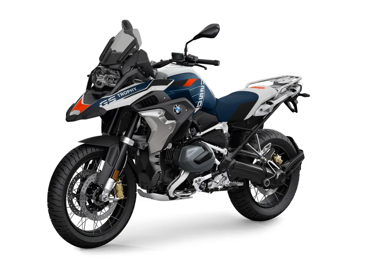 BMW, ecco tutte le moto del 2023. Ci sono novità per 25 modelli (73)
