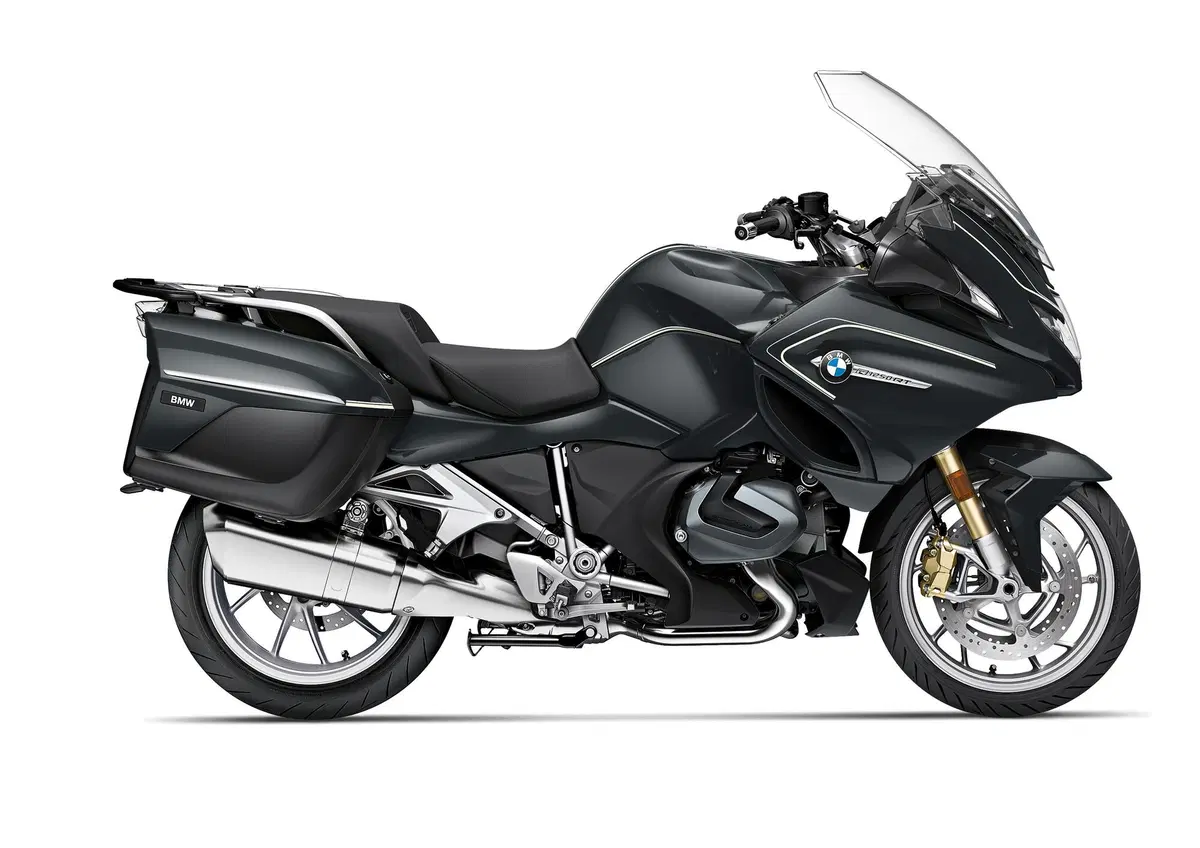 BMW, ecco tutte le moto del 2023. Ci sono novità per 25 modelli (74)