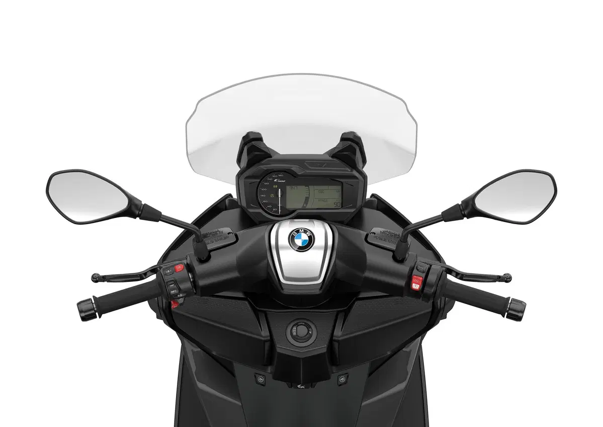 BMW, ecco tutte le moto del 2023. Ci sono novità per 25 modelli (79)